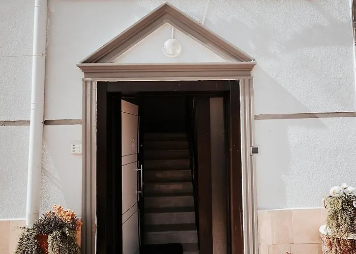 Taskiran House アパートホテル 4*